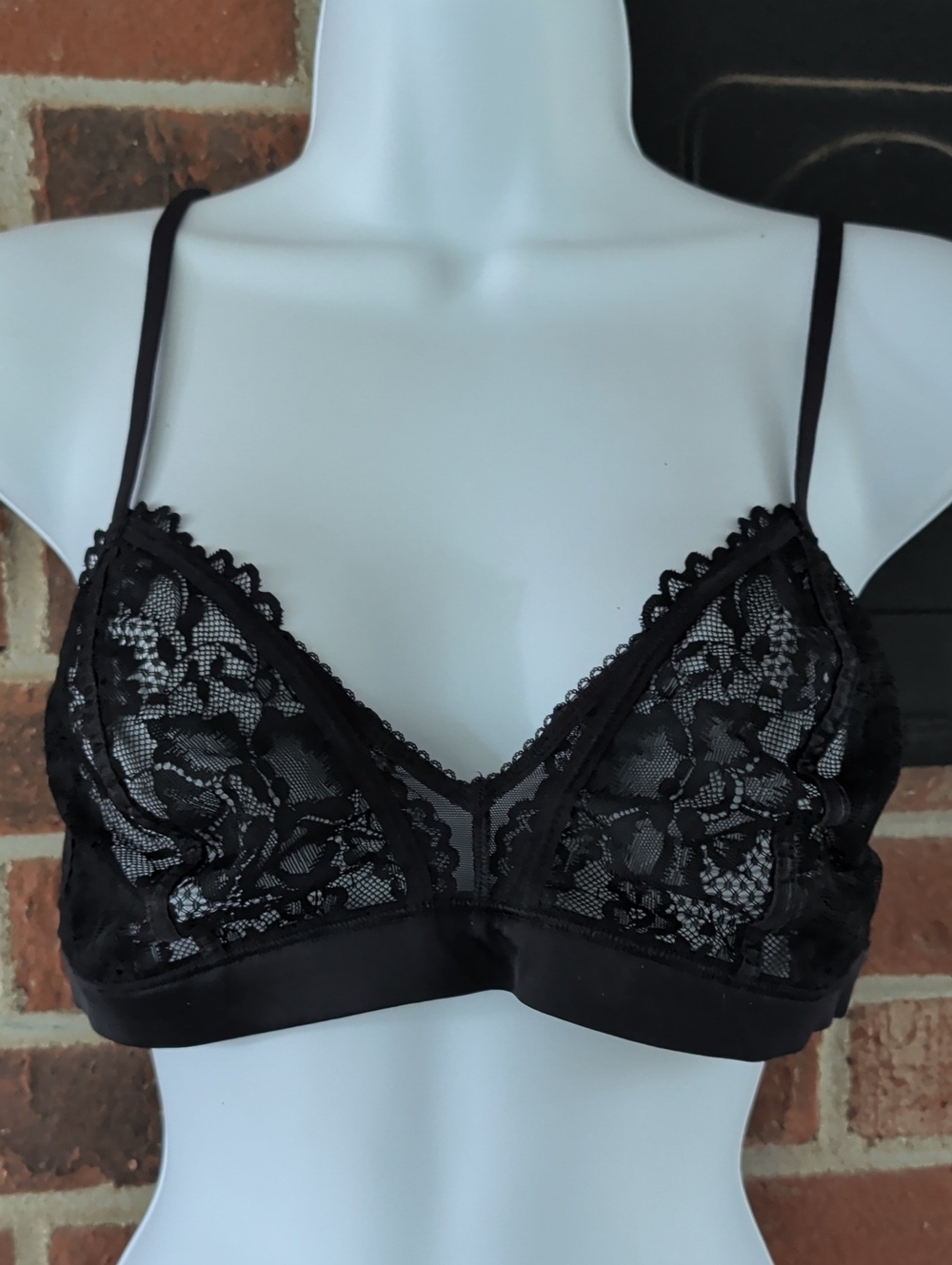 Savage X Fenty Black Lace Bralette Size L